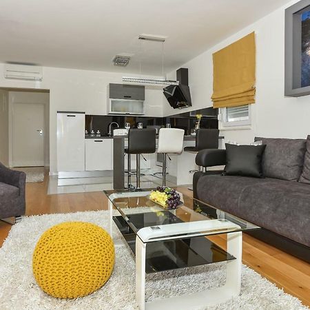 Apartment Daninovica I Makarska Dış mekan fotoğraf